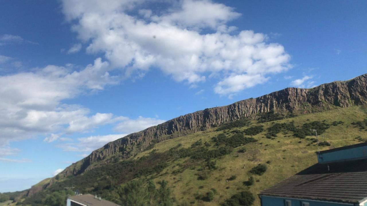 Holyrood Skyline Apartment Единбург Екстериор снимка