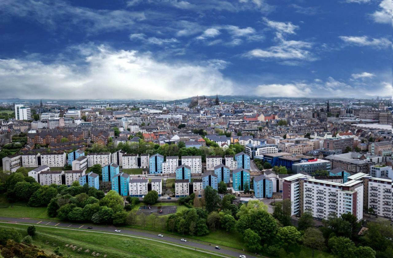 Holyrood Skyline Apartment Единбург Екстериор снимка